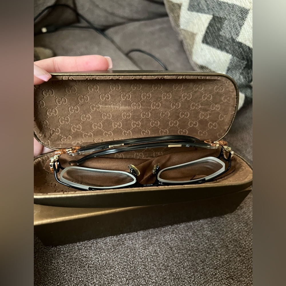 Gucci prescription glasses - Picture 7 of 8